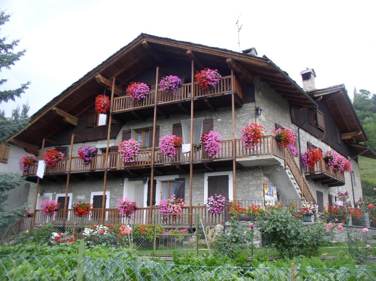 B&B Lo Van - Camere Al Verde Villaggio Di Rumiod Saint-Pierre Exterior foto